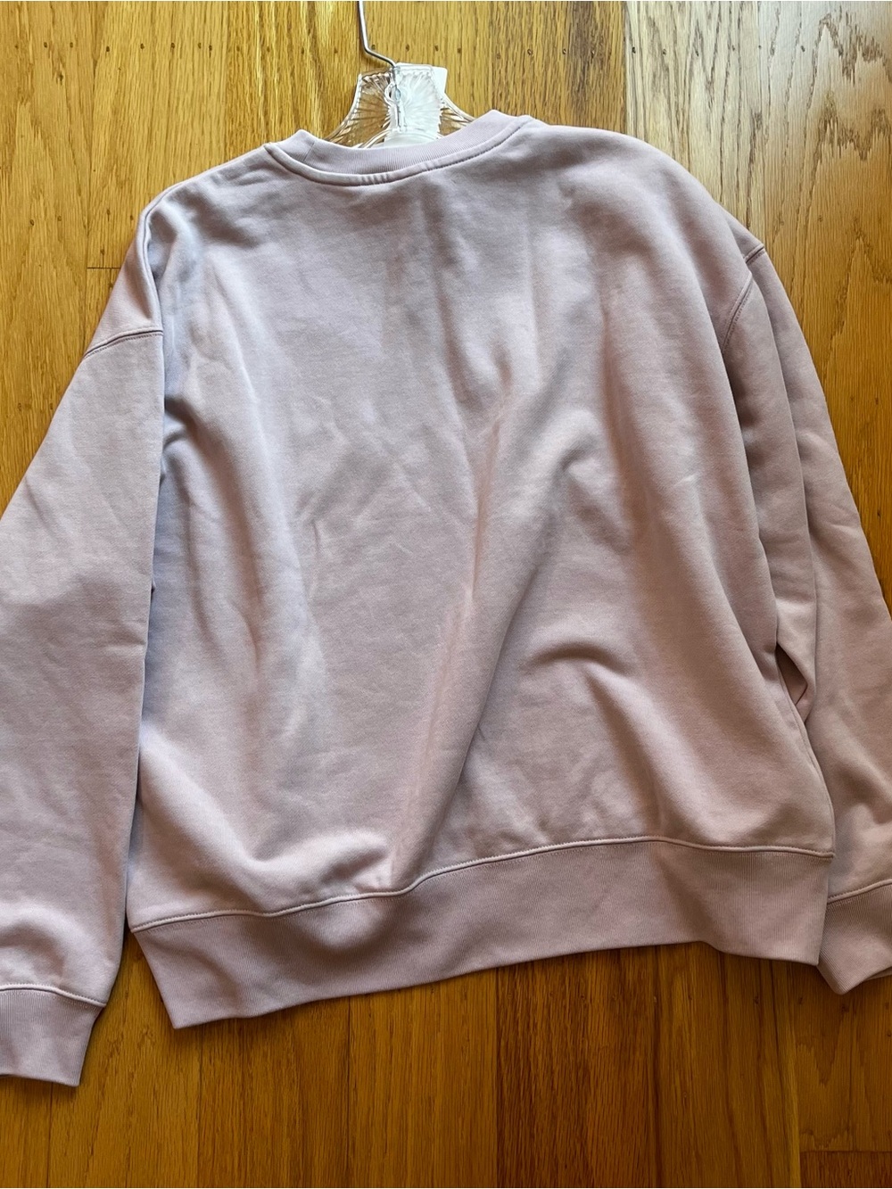 Uniqlo Mofusand Lilac-Pink Crewneck Sweatshirt size Small NWT loose fit - Picture 9 of 12